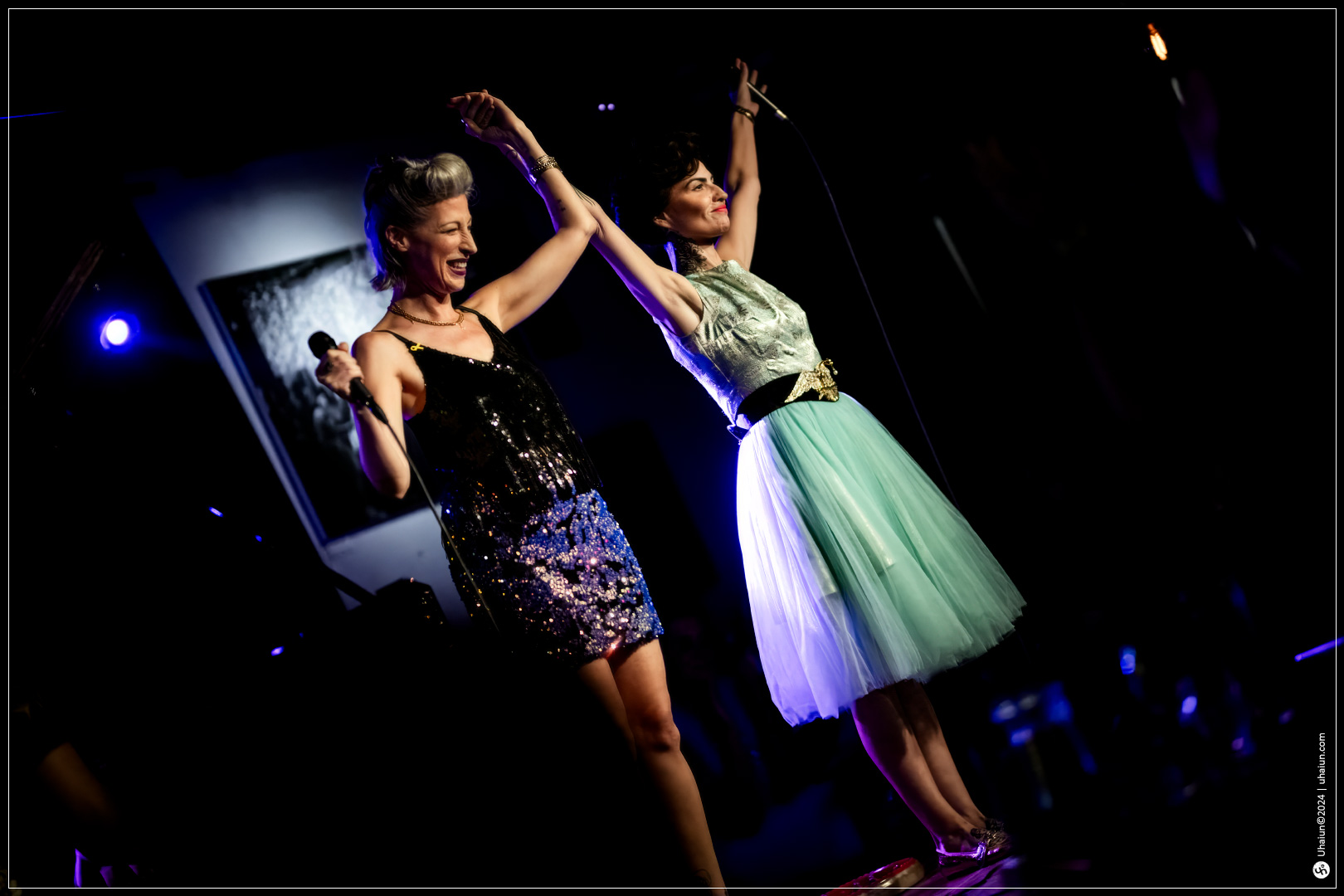Kama Kamila and Michal Shapira performing on stage together