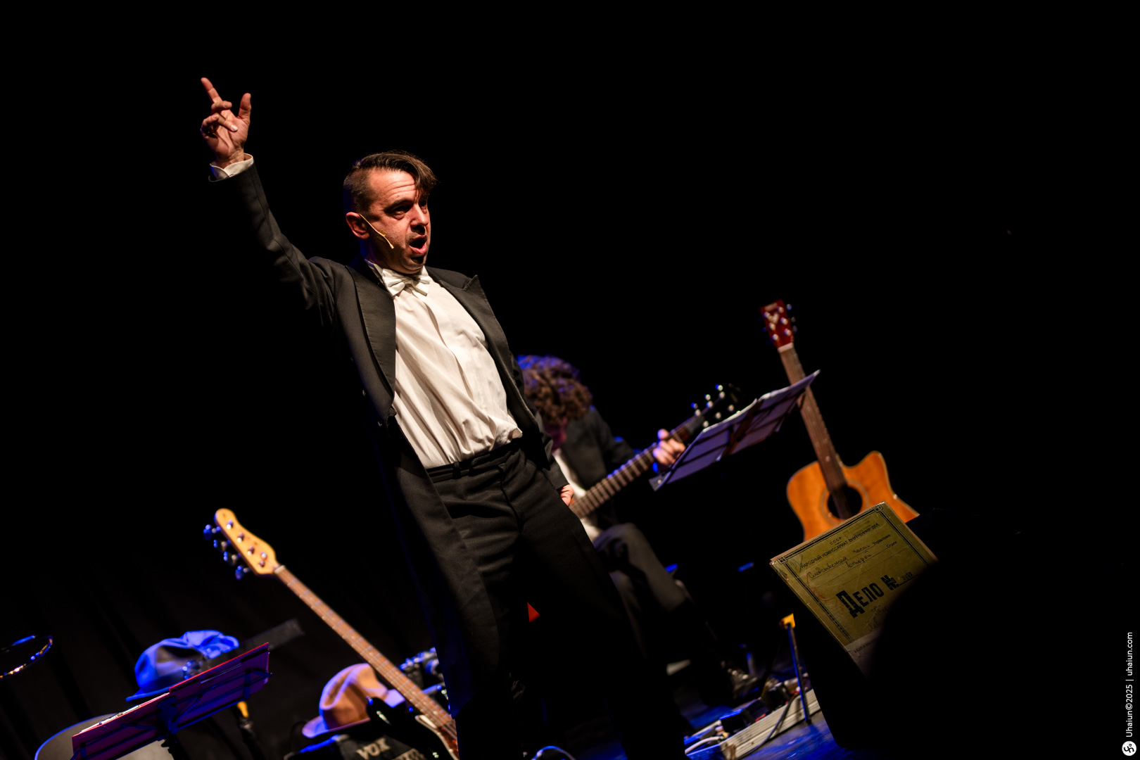 Avi Benjamin Trio 2025 - Theremin